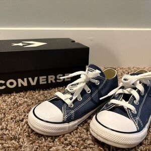 Converse All Stars Toddler Boy Size 8, Navy Chuck Taylors